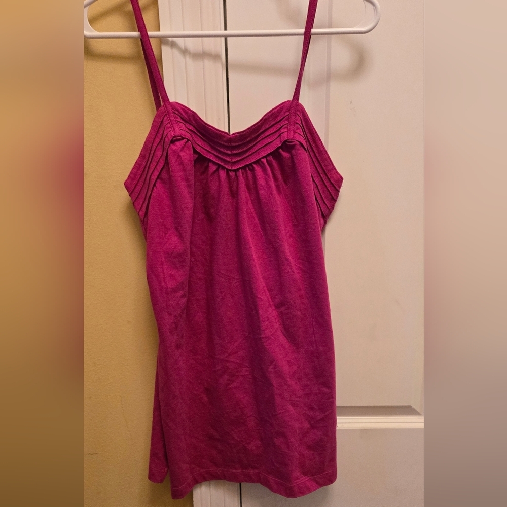 Newport News Vintage Women's Red Pencil Longer Camisole Tank